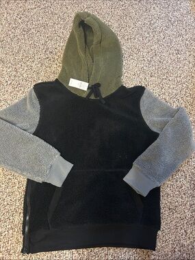 American Eagle Outfitters Colorblock Sherpa Hoodie - Black, Gray & Olive